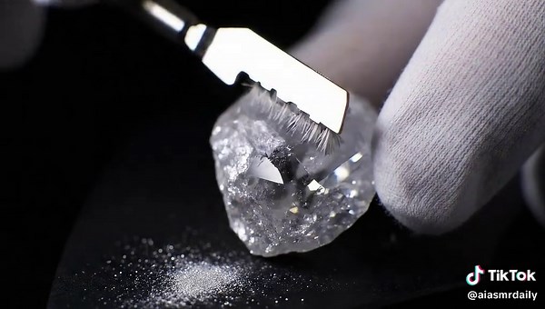 Diamond ASMR #aiasmr #ASMR #asmrsounds