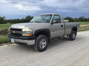 2002 Chevrolet Silverado 2500HD 4x4 Pickup | Transportation