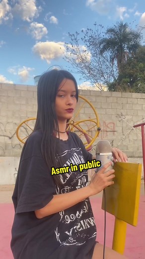Asmr em publico: na praça #asmr #asmrsounds #sonsdeboca #asmrinpublic
