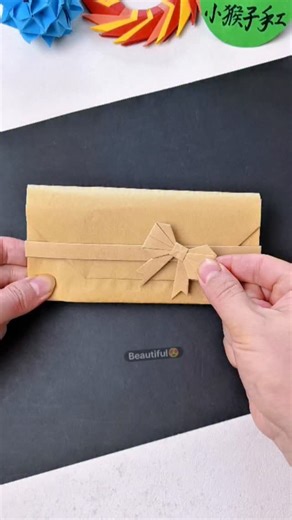 RAKESHKUMAR VARMA on Instagram: "How to Make Paper Purse 🎀 | Simple & Cute Paper Craft Idea | Easy School Craft Idea #purse #craft"