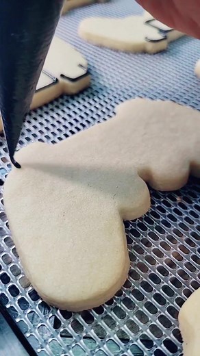 Delicious Game Controller Cookies for Gamers | Bakery Life