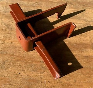 [Hot Item] Formwork Accessories Concrete Forms One Piece Waler Clamp/Bracket