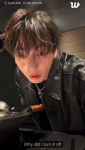 RT @JKchartsmaster: jungkook is not a puppet, he can do whatever he wants so stop babying him and implying he was “forced” into doing somet…