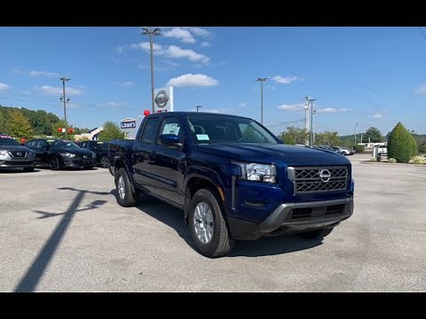 2022 Nissan Frontier SV 4x4 w Tech Pack Walk Around