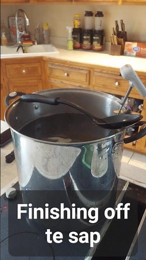 Finishing the maple sap to syrup