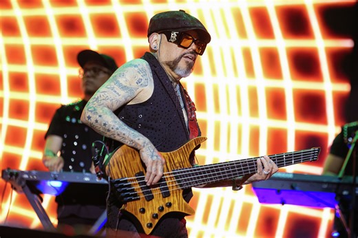 A.B. Quintanilla mourns father in Instagram post, fires back at rumors