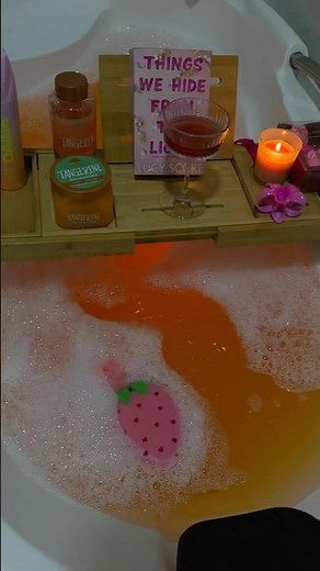 Let’s prep a bubble bath✨✨