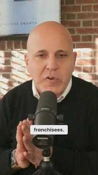 Franchise Operations Manual Explained (Why It’s Critical for Franchisors)