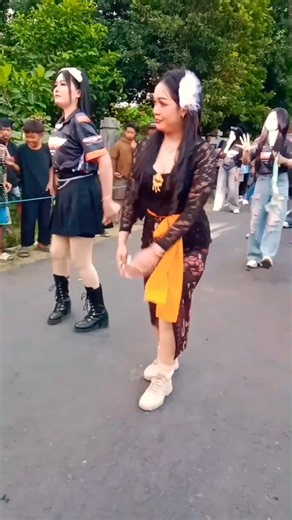 dua dancer karnaval viral#dj#remix #djremix #music #dance #dancer