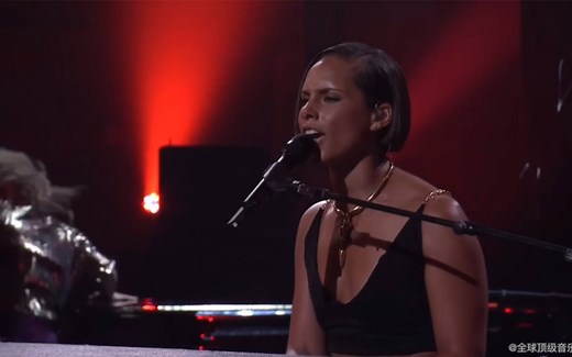 枪姐Alicia Keys《Girl On Fire》2012伦敦现场版
