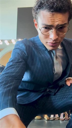 Your vision. Our craftsmanship. Discover Brooks Brothers Made to Measure. | Brooks Brothers