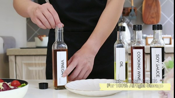 GMISUN Oil Dispenser Bottle for Kitchen, Olive Oil Dispenser Bottle 8oz, Cooking Oil and Vinegar Dispenser Set 4Pack, Olive Oil Decanter Container with Oil Pourer Spout, Funnel & Labels