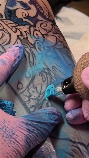 Check out the cover-up work by the artist: @findyoursmile