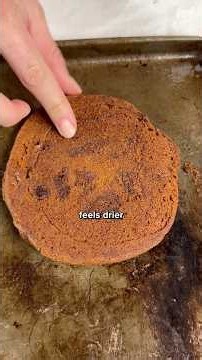 Are you using the right cookie pan? 🤔