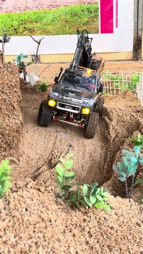 Ultimate RC Crawler Adventure | Land Rover Defender Off-Road Challenge៏