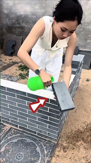 Chinese Build Walls Without Cement Using Bricks 😱