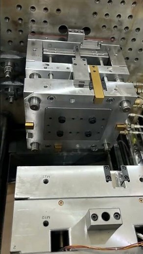 Collapsible Core Segmented Ejection Mechanism