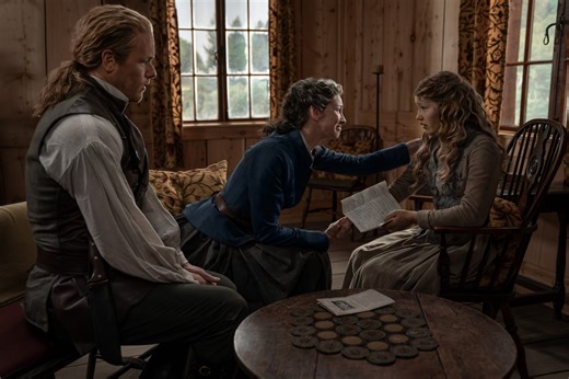 ‘Outlander’ Author Diana Gabaldon Responds to What Happens in “Evidence of Things Not Seen” | Outlander TV News