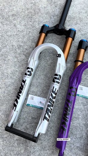 🚵‍♂️ TANKE MTB Air Fork – Now Available! 🔥 আপনার MTB রাইডকে আরও স্মুথ, কন্ট্রোলড ও প্রফেশনাল করতে চলে এসেছে TANKE MTB Air Fork 💪 ✨ ফিচারস: ✅ Air Suspension – হালকা ও রেসপন্সিভ ✅ MTB Trail / XC / Stunt Ready ✅ Strong & Durable Build ✅ Smooth Travel & Better Control ✅ Premium Finish 🎨 Available Colors: 🟠 Orange ⚫ Black 🟣 Purple Black ⚪ Silver 🔵 Blue রাইডিং স্টাইল যাই হোক—ডেইলি রাইড, ট্রেইল বা স্টান্ট—TANKE Air Fork আপনাকে দেবে আলাদা কনফিডেন্স 🔥 📍 ঠিকানা: ৬৮, নবারুণ সোনাপাড়া, উপশহর মেইন র