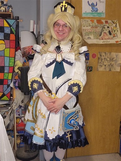 Barbara is always gonna be by your side, even for the Traveler and Paimon. 😉❤️👍 #genshinimpact #cosplay #barbara #barbaracosplay #hoyocreators