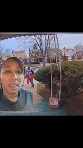 Delivery fail |The pizza fell out the box What he does next is unbelievable What would you do? | Maxinescorner