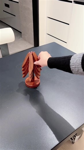 The trivet tree is perfect for someone who loves to cook. The trivets are going to protect your countertop and when it’s all put together, it looks great setting out and doesn’t have to hide in a drawer. They have a couple of different models available. The trivet tree I got has four trivets. #trivet #trivettree #cookinghacks ##kitchenessentials #homedecor