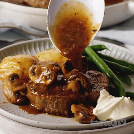 A beef stew in 10 minutes? It's possible! Easy French onion beef & potatoes: https://www.taste.com.au/recipes/french-onion-beef-potatoes/lzc1851m | Taste.com.au