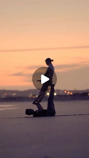 Matjaž&Alja | partner acro | acroyoga on Instagram: "Romantic flow on the beach ✨ Hope you like it! 懶 . . . . . #acro #acroyoga #acroflow #partneracrobatics"