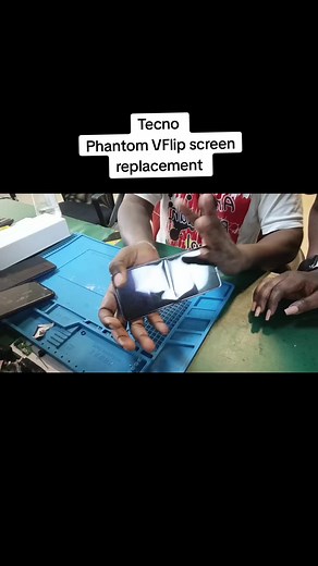 Tecno Phantom V Flip Screen Replacement Services
