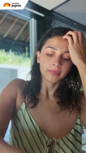 Alia Bhatt shares her everyday soft glam makeup routine that’s simple, quick, and beginner-friendly. From a glowing base to natural eyes and a peach blush, the actress flaunts her signature minimal look. Her tutorial proves beauty doesn’t need filters just confidence and glow. . . Alia Bhatt #AliaBhatt #SoftGlam #MakeupTutorial #BeautyGoals #NoMakeupLook | The Daily Jagran