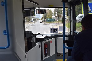 Autobuz ELECTRIC pe străzile orașului, botoșănenii pot circula GRATUIT: Este un exemplu despre cum va arăta transportul de persoane: VIDEO & GALERIE FOTO