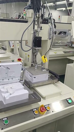 X3 Năng Suất Với Máy Bắn Vít Tự Động Thế Hệ Mới – Giải Pháp Tối Ưu Quy Trình Sản Xuất