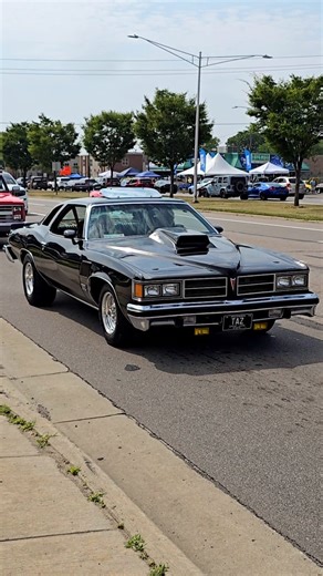 1976 Pontiac LeMans Classic Car Drive By Engine Sound Woodward Dream Cruise 2025 | Casey Faitel