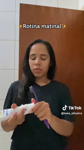 iuna oliveira no TikTok