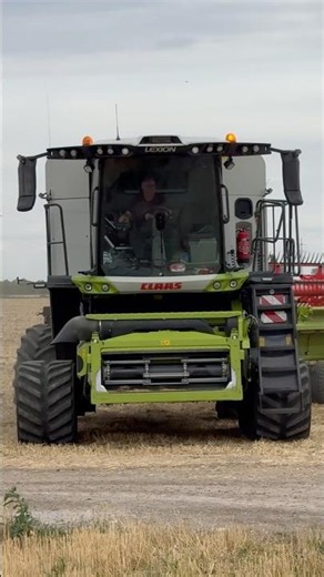 CLAAS LEXION 8800 [ Harvest on Slovakia 2026 ]