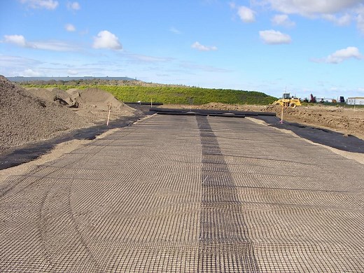 mastaGRID® Poly Geogrid 40/40 - 3.95m x 50m - Polyfabrics