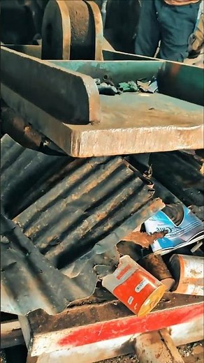 “Old But Gold: Transform Daily Junk Into Handy Tools!”