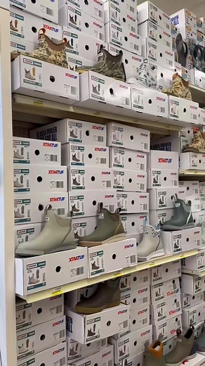 XtraTuf Sale! Get 25% OFF now through Saturday — the perfect time to grab some Christmas gifts! 🎁 ⏰ We close at 12:00 today! Reminder: We’ll be closed tomorrow, but open Friday for all your XtraTuf shopping! #local #localbusiness #localhardwarelove #gulfportmississippi #shoplocal #gulfport #msgulfcoast #shopsmall #Explorestonecounty #wigginsms #buylocal #biloxi #hattiesburg #wiggins #southmississippi #biloximississippi #AlexanderHardware | Alexander Hardware & Supply