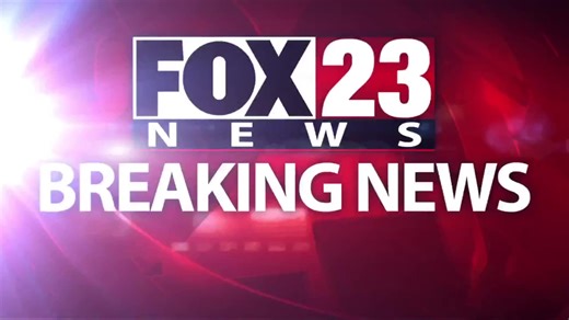 🚨A Tulsa firefighter was killed in a multi-vehicle crash on Tuesday morning at the intersection of 116th Street and Garnett Road in Owasso.🚨 Keep up with the latest information here: http://bit.ly/46Jf0cX | FOX23 News