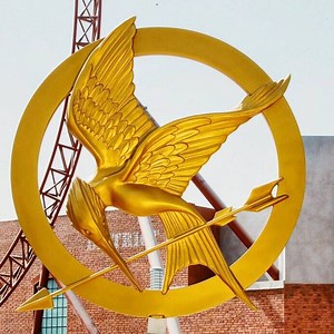 1M views · 218 reactions | This new The Hunger Games motiongate Dubai theme park will make you want to volunteer as tribute | In The Know | Facebook