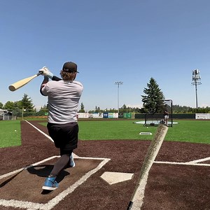 Strato. CatX. Bonesaber. Avenge Hybrid. Bonesaber Hybrid. Let’s see how the 2023 Axe ‘FLARED’ BBCORs stack up against the Warstic no-knobs and the CatX flared knob: Now live on YouTube 🔥 | The Baseball Bat Bros