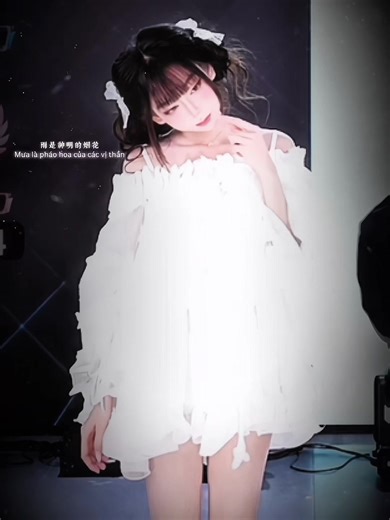 “ mưa là pháo hoa của các vị thần..”🫧 #Sena🦁 #Tworld015