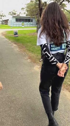 Almost there folks. Chatting my way to the finish line 😛 | Kate for Fremantle