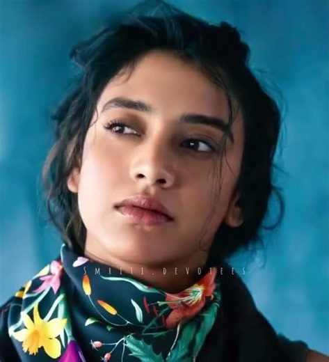 Smriti Mandhana: Fire and Elegance | Inspiring Journey of a Cricket Icon