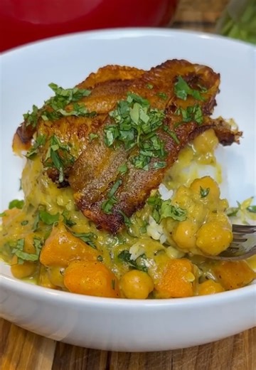 The best curry chickpea recipe | Easy & flavorful vegan meal