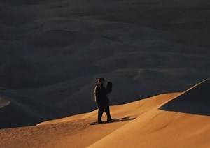 De Beers: Desert diamonds • Ads of the World™ | Part of The Clio Network