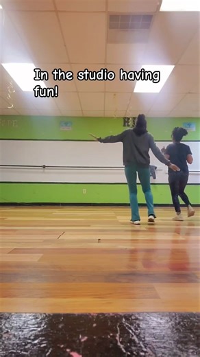 line dancing fun! #shorts #shortsdance #linedancing #linedance #youtubeshorts #dance #subscribe