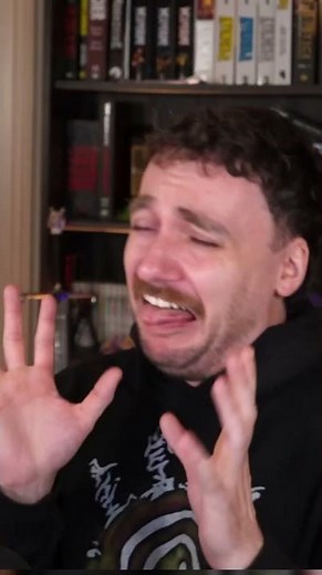 Cray is "staying hip yo 🤘"