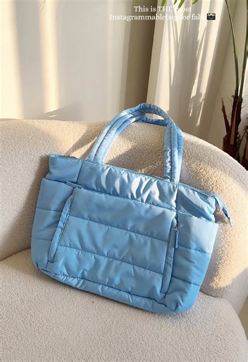 This is THE most Instagrammable bag for fall! 📸 Perfect with autumn leaves background, your feed will be on fire! 🔥 Selling out fast! #workbag #teacherbag #totebag#Bagstellar#Bagcollection