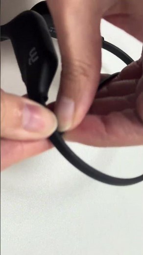 How to use the bone conduction headset adjustment cord